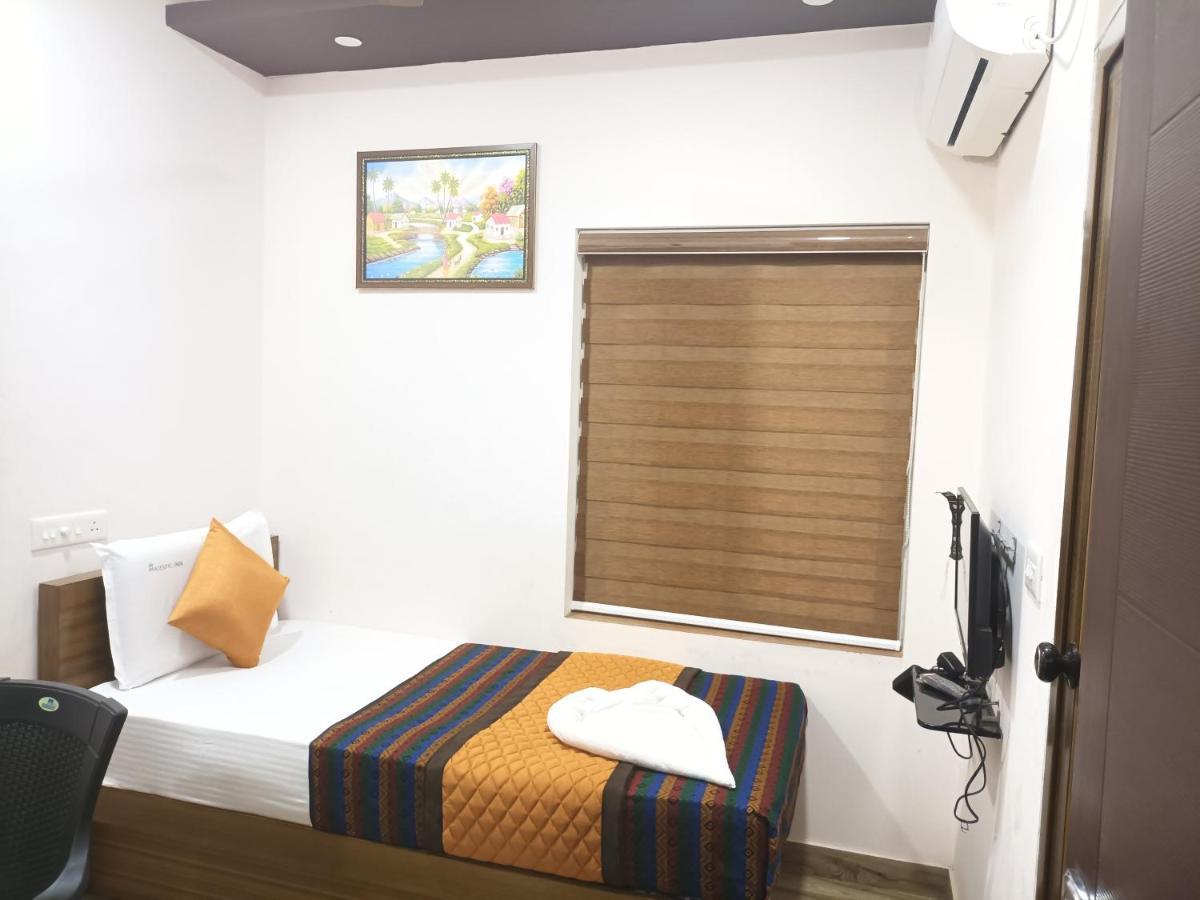 Majestic Inn Thiruvananthapuram Luaran gambar